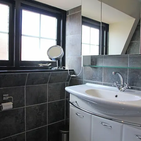 Spacious Near Sea In * Bergen